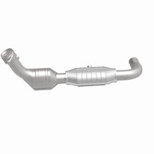 Load image into Gallery viewer, MagnaFlow Conv DF 99-00 Expedition 4.6 2WD DS
