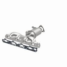 Load image into Gallery viewer, MagnaFlow 08-10 Pontiac G6 2.4L Underbody Direct Fit CARB Compliant Manifold Catalytic Converter
