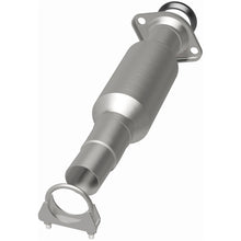 Load image into Gallery viewer, Magnaflow 04-06 Toyota Sienna 3.3L Direct Fit Converter

