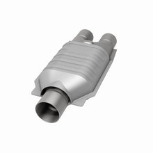 Load image into Gallery viewer, MagnaFlow Conv Universal 2.5/2 Single/Dual
