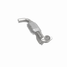 Load image into Gallery viewer, MagnaFlow Conv DF F150 Truck 97-98 V8 4.6L 2W
