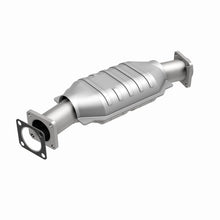 Load image into Gallery viewer, MagnaFlow Conv DF GM 75 79
