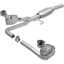 Load image into Gallery viewer, MagnaFlow Conv DF 00-03 Dakota 3.9L 2WD CA em
