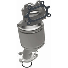 Load image into Gallery viewer, Magnaflow 04-07 Saturn Vue 3.5L Direct Fit Converter
