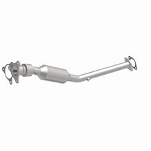 Load image into Gallery viewer, Magnaflow 06-07 Chevrolet HHR 2.2L Direct Fit Converter
