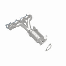 Load image into Gallery viewer, MagnaFlow 08-10 Pontiac G6 2.4L Underbody Direct Fit CARB Compliant Manifold Catalytic Converter
