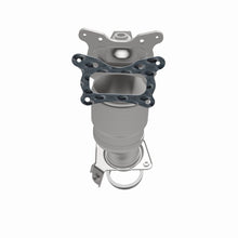Load image into Gallery viewer, MagnaFlow 12-14 Honda CR-V 2.4L L4 GAS California Catalytic Converter Direct Fit

