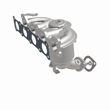 Load image into Gallery viewer, Magnaflow 10-13 Hyundai Santa Fe 2.4L Direct Fit Converter
