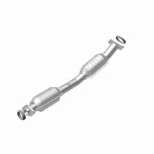 Load image into Gallery viewer, Magnaflow Conv DF 07-12 Nissan Versa 1.8L
