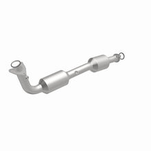Load image into Gallery viewer, Magnaflow 07-13 Toyota Tundra 4.0L Direct Fit Converter
