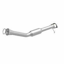 Load image into Gallery viewer, Magnaflow 07-09 Chevrolet Impala 5.3L Direct Fit Converter
