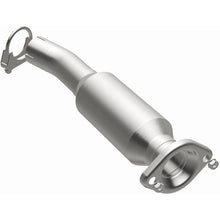 Load image into Gallery viewer, Magnaflow 04-06 Toyota Sienna 3.3L Direct Fit Converter
