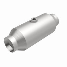 Load image into Gallery viewer, Magnaflow California Grade Universal Converter 11-15 Mercedes-Benz G550 V8 5.5L
