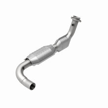 Load image into Gallery viewer, MagnaFlow Conv DF 97-98 Ford Exped 4.6L D/S
