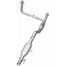 Load image into Gallery viewer, Magnaflow 92-95 Ford E-150 5.0L Direct Fit Converter
