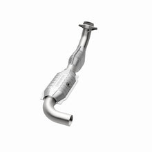 Load image into Gallery viewer, MagnaFlow Conv DF 00-01 Ford F-150 4.6L 2wd
