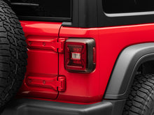 Load image into Gallery viewer, Raxiom 18-22 Jeep Wrangler JL LED Tail Lights- Black Housing - Red Lens Tail Lights Raxiom
