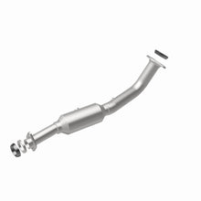 Load image into Gallery viewer, MagnaFlow Direct Fit Converter 03-11 Honda Element 2.4L Underbody
