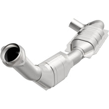 Load image into Gallery viewer, MagnaFlow Conv DF 01 Ford Trucks 4.6L
