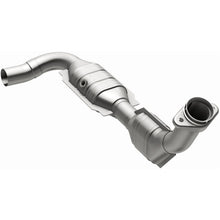 Load image into Gallery viewer, MagnaFlow Conv DF 99 F150 4.6L V8 D/S 2WD
