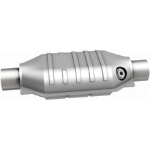 Load image into Gallery viewer, MagnaFlow Conv Univ 2.25 W/O2 Boss
