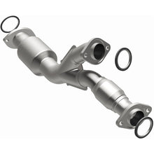 Load image into Gallery viewer, MagnaFlow Conv DF 93-97 Lexus GS300 / 92-98 SC300 3.0L Front
