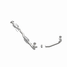Load image into Gallery viewer, MagnaFlow Conv DF 96-97 Ford Aerostar 4.0L
