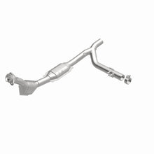 Load image into Gallery viewer, MagnaFlow CONV DF 99 F-150 5.4L V8 P/S 2WD
