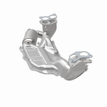 Load image into Gallery viewer, Magnaflow 11-13 Subaru Forester California Grade CARB Compliant Direct-Fit Catalytic Converter
