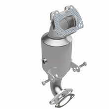 Load image into Gallery viewer, Magnaflow 14-16 Ram ProMaster 1500/2500/3500 V6 3.6L CARB Compliant DirectFit Catalytic Converter
