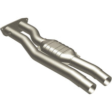 Load image into Gallery viewer, MagnaFlow Conv DF 96-97 7.4L 3500 Truck Rear
