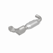 Load image into Gallery viewer, MagnaFlow Conv DF F150 Truck 97-98 V8 4.6L 2W
