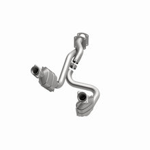 Load image into Gallery viewer, MagnaFlow Conv DF 05-07 Ford F250/F350 5.4L
