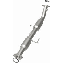 Load image into Gallery viewer, Magnaflow 05-12 Toyota Tacoma 2.7L Direct Fit Converter
