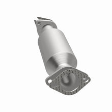Load image into Gallery viewer, Magnaflow 10-13 Hyundai Santa Fe 2.4L Direct Fit Converter
