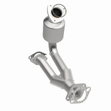 Load image into Gallery viewer, Magnaflow 09-12 Chevrolet Malibu 3.6L Direct Fit Converter

