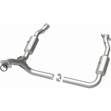 Load image into Gallery viewer, Magnaflow 06-10 Ford Explorer 4.0L Direct Fit Converter
