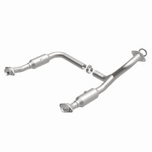 Load image into Gallery viewer, Magnaflow 2006 Ford Explorer 4.6L Direct Fit Converter
