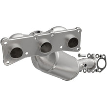Load image into Gallery viewer, MagnaFlow Converter Direct Fit California Grade 09-10 BMW 528i L6 3.0L

