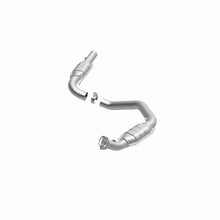 Load image into Gallery viewer, Magnaflow 2006 Chevrolet Express 2500 4.8L Direct Fit Converter
