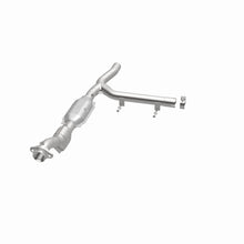 Load image into Gallery viewer, MagnaFlow Conv DF F150 Truck 97-98 V8 4.6L 2W
