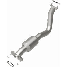 Load image into Gallery viewer, Magnaflow 13-15 Toyota RAV4 2.5L Direct Fit Converter
