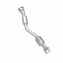 Load image into Gallery viewer, Magnaflow 08-10 Saturn Vue 2.4L Direct Fit Converter
