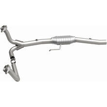 Load image into Gallery viewer, MagnaFlow Conv DF 00-03 Dakota 4.7L 2WD
