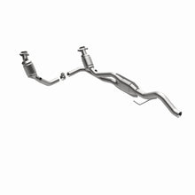 Load image into Gallery viewer, MagnaFlow Conv DF 00-03 Dodge Dakota 4.7L 4WD (49 State)
