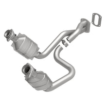 Load image into Gallery viewer, MagnaFlow Conv DF 05-07 Ford F250/F350 5.4L
