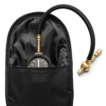 Load image into Gallery viewer, Method Brass Air Deflator Gauge 0-60 PSI - Black | AP-F0005
