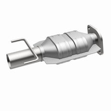 Load image into Gallery viewer, MagnaFlow Conv DF 95-02 Continental 4.6L rear
