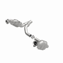 Load image into Gallery viewer, Magnaflow 11-17 Ram 1500 5.7L Direct Fit Converter
