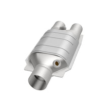 Load image into Gallery viewer, MagnaFlow Conv Univ 2.5inch/2inch single/dual w/ O2
